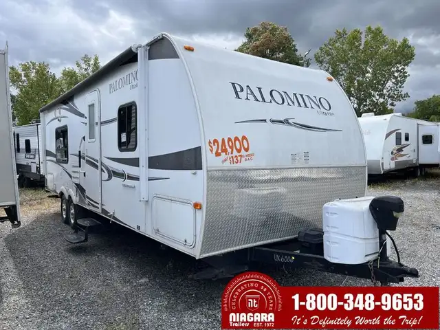 2012 PALOMINO ULTRA LITE THOROUGHBRED 245 Travel Trailer