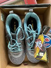 SAFETY SHOES- LADIES, BRANDED & NEW.SIZE # 7