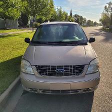 LADY DRIVEN FORD FREESTAR 2005 FOR SALE