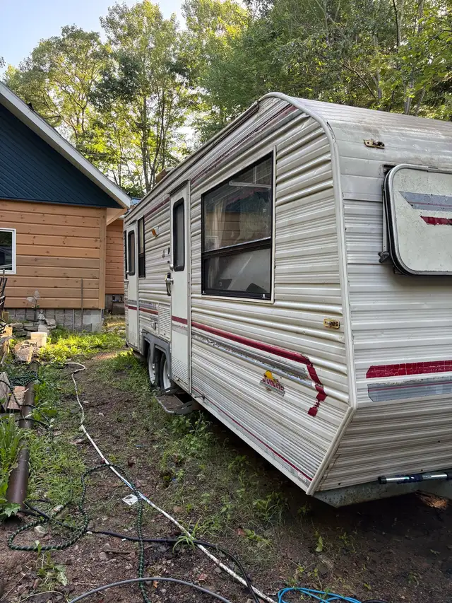 Sunline trailer