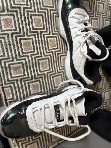 Four pairs of like new Nike Jordan men’s shoes - Photo 5