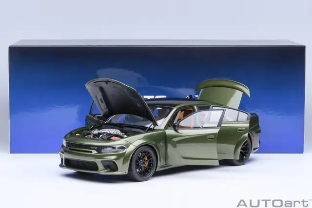 DODGE CHARGER SRT HELLCAT REDEYE JAILBREAK F8 GREEN 1:18 AUTOART