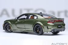 DODGE CHARGER SRT HELLCAT REDEYE JAILBREAK F8 GREEN 1:18 AUTOART - Photo 6