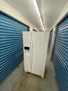 AMANA WHITE REFRIGERATOR - Photo 3