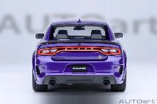 DODGE CHARGER SCAT PACK WIDEBODY PLUM CRAZY 1:18 AUTOART MODEL - Photo 9