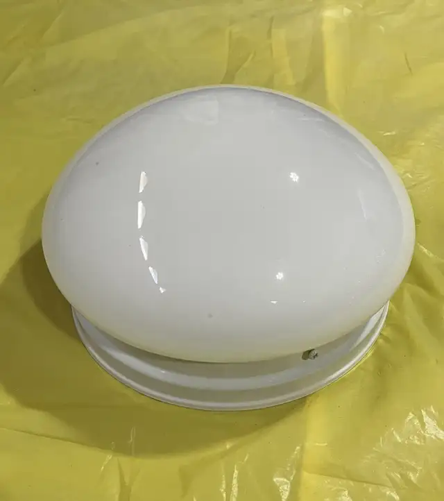 Flush-mount ceiling light
