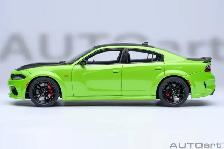 DODGE CHARGER SCAT PACK WIDEBODY SUBLIME 1:18 BY AUTOART MODELS - Photo 3
