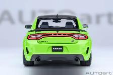 DODGE CHARGER SCAT PACK WIDEBODY SUBLIME 1:18 BY AUTOART MODELS - Photo 10