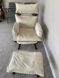 Cream fabric reclining arm chair $250.  Ottoman, 4 pillows - Photo 4