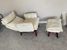 Cream fabric reclining arm chair $250.  Ottoman, 4 pillows - Photo 8