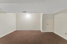 3 3 Bungalow House For Rent In Barrie - Photo 22