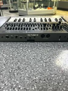 Roland JB-08 Boutique Synthizer With K-25M Keyboard - Photo 5