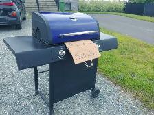 Bbq a donner fonctionnelle propre pas de bonbonne