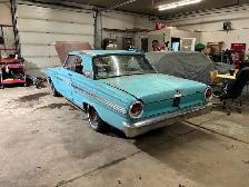1964 Ford Fairlane - Photo 4