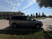 2019 Dodge Grand Caravan SXL - Photo 2