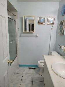 Room for rent - Photo 6