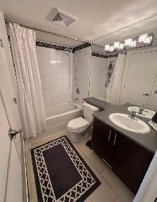 Renting a bright 2 bedroom apartment in Coquitlam - Photo 5