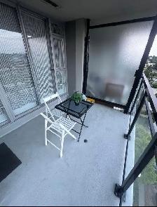 Renting a bright 2 bedroom apartment in Coquitlam - Photo 6
