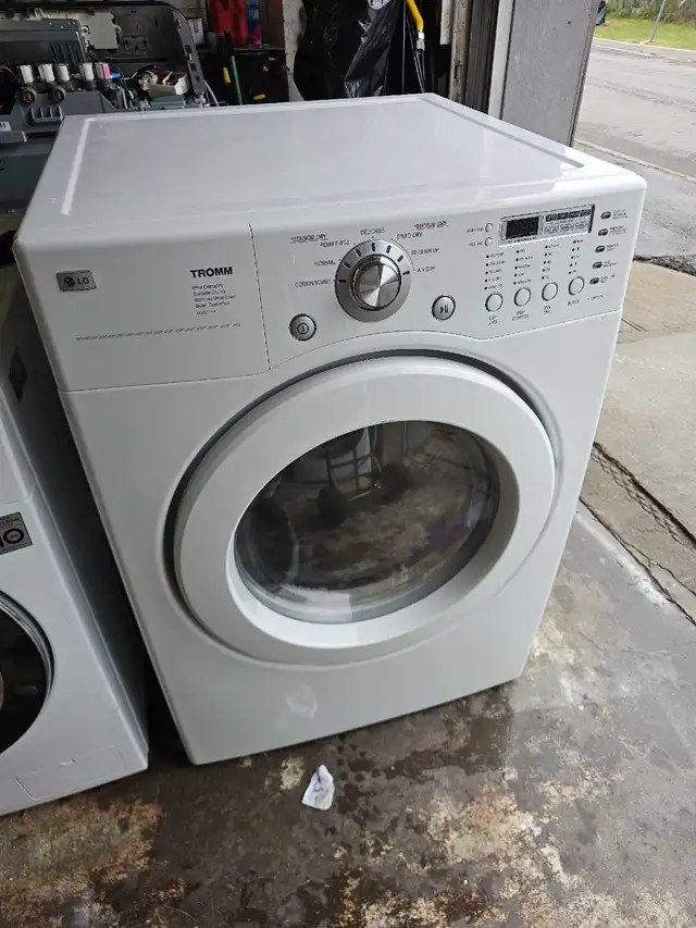 LG DRYET SALE  350