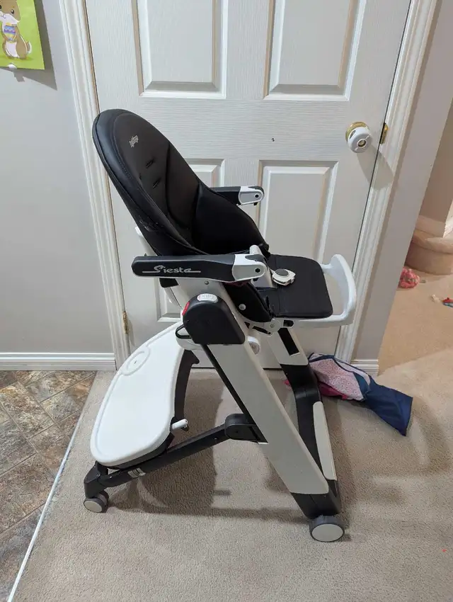 Peg Perego Siesta High Chair and 3 Long Sleeve Bibs