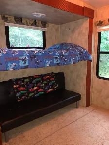 2012 Keystone by Avalanche Fifth Wheel - Photo 7
