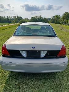 2008 Crown Victoria Police Package - Photo 3