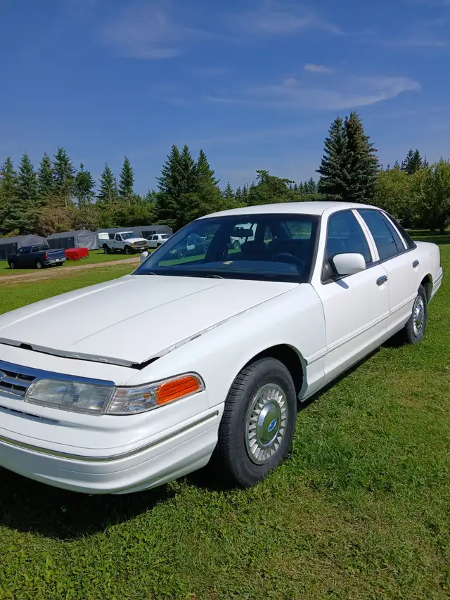 1996 Ford Crown Victoria Police Package
