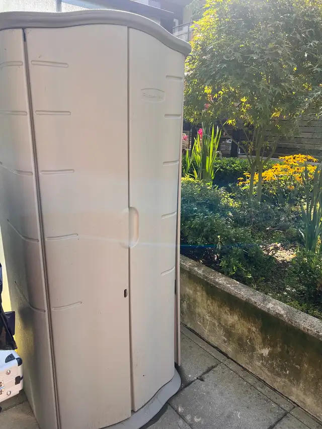 Two storage sheds for sell