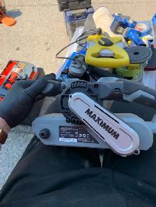 Mastercraft 6amp belt sander - Photo 3