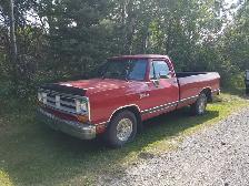 1989 Dodge D100 - Photo 2