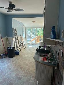 Large One Bedroom Apartment Main Floor Of House - Photo 6
