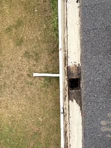 Edmonton Gutter Cleaning & Repairs - Photo 6