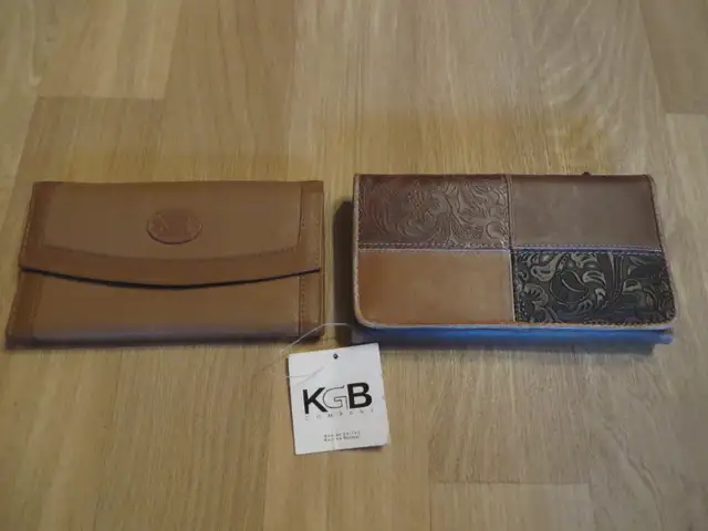 2 PORTEFEUILLES NEUF EN CUIR