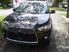 mitsubishi outlander 2011  parfaite condition....faut  voir.... - Photo 2