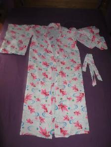 KIMONO AVEC CEINTURE NEUF