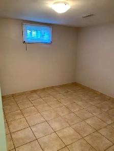 Basement Apartment for Rent near York University. - Photo 3