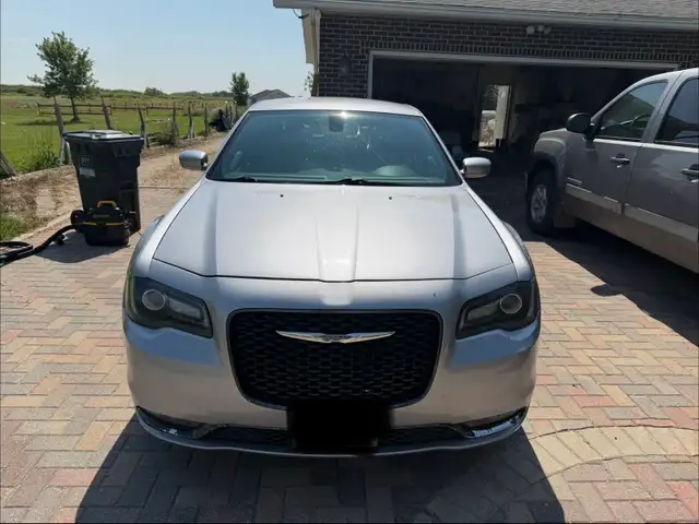 2017 Chrysler 300 S