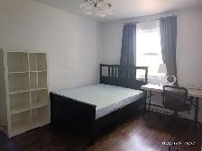 Big room for rent, Close metro Monk, All included,  female only - Photo 5