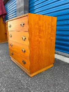 4 Drawer Dresser / Stand - Photo 3