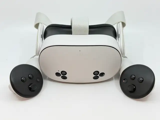 Meta Quest 3S 256GB VR Headset - $289