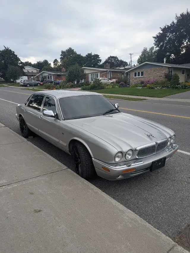 Jaguar xj