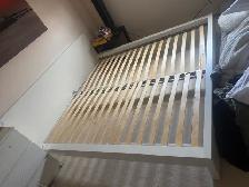 Wooden KING size white bed frame set with 2 slats - Photo 3