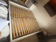 Wooden KING size white bed frame set with 2 slats - Photo 6