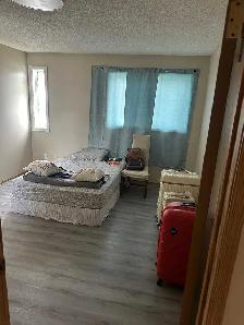 Spacious 3 bedroom house available for rent in Monterey park - Photo 2