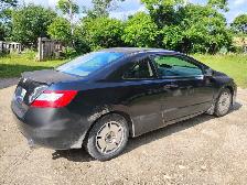 2007 Honda civic two-door coupe 5 speed - Photo 3