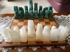 Chess Game - Chess Board and Onyx Chessmen - Photo 3