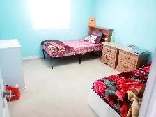 Shared Room for Girls Rental - Photo 3