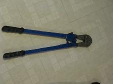 Two 24 inch Bolt Cutters - Photo 2