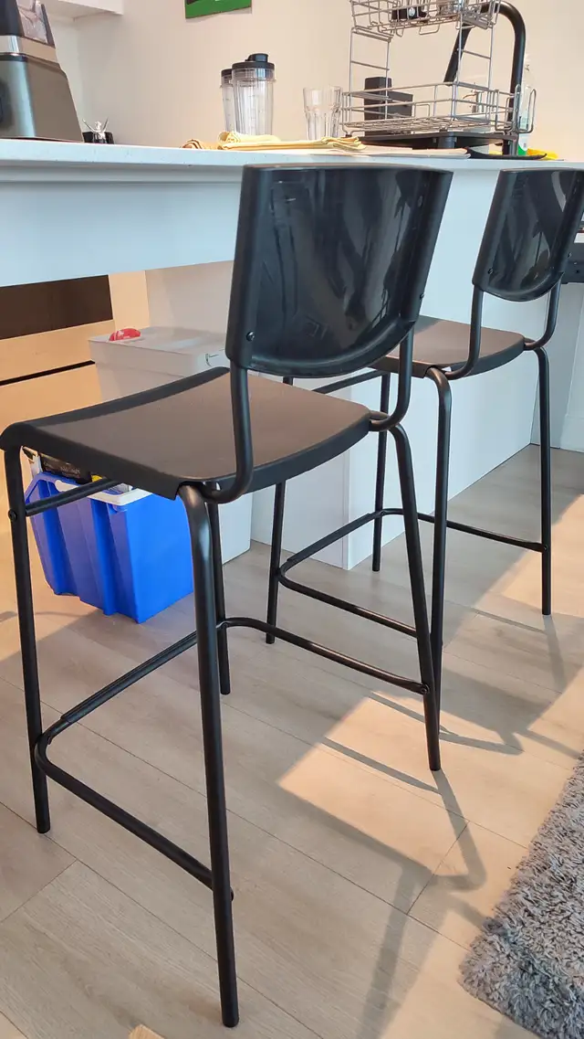 IKEA STIG Bar Stools with Backrest (2x, Black)