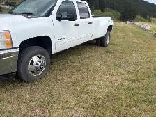2014 Chevrolet Silverado  3500 diesel - Photo 3